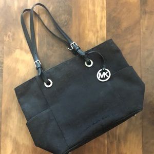 Black Michael Kors shoulder bag